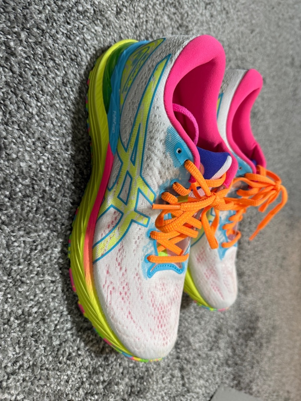 Asics - Gel Cumulus 23 - Women’s Size 8 - EUC